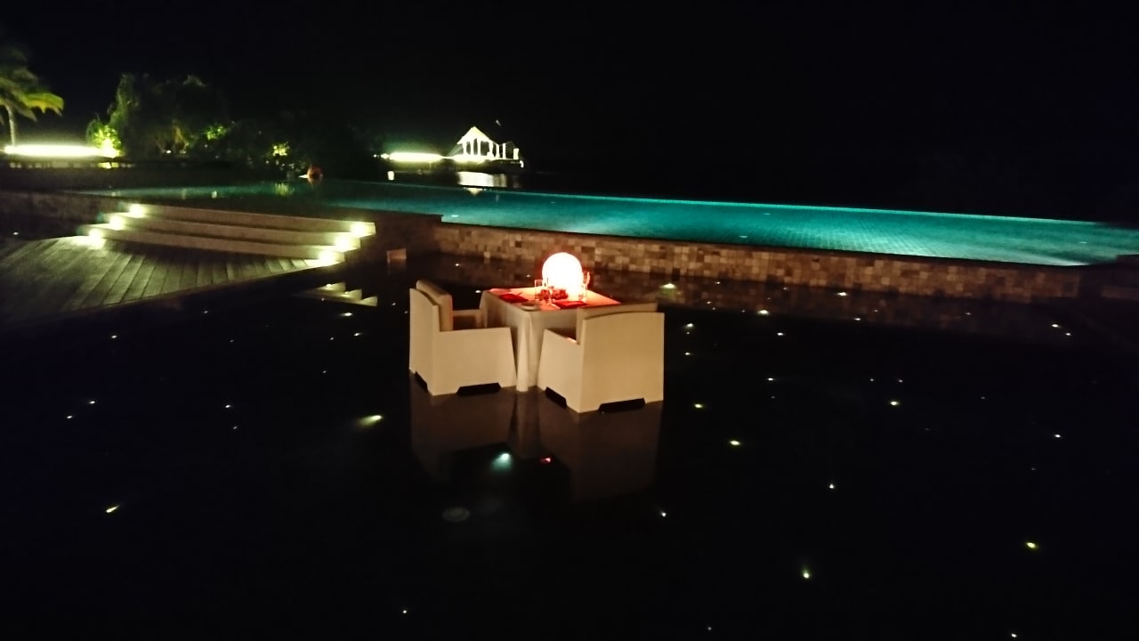 Privat Dinner  NH Collection Maldives Havodda Resort