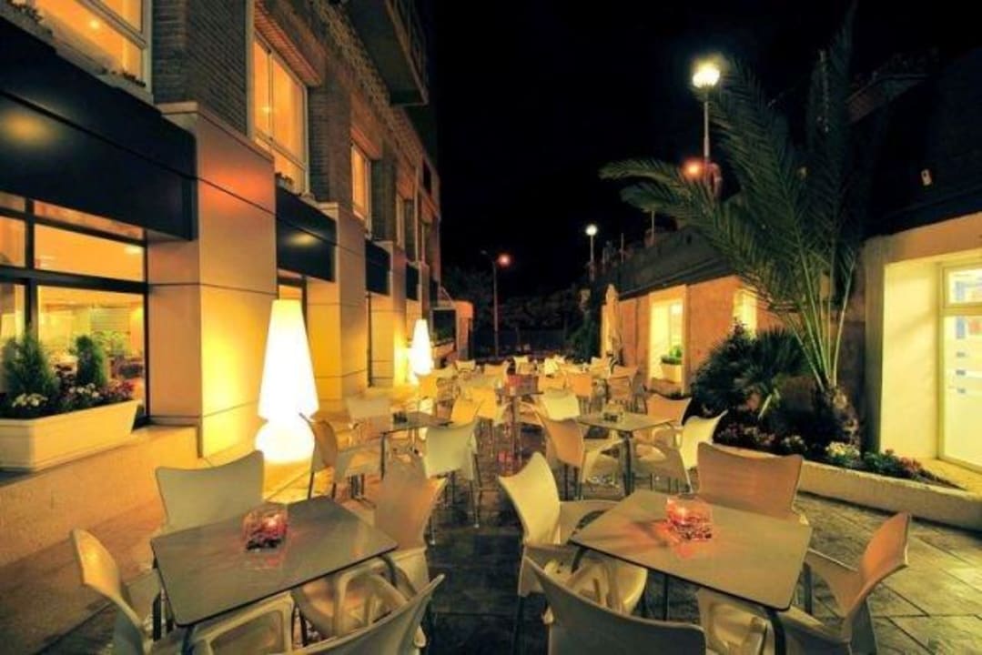 Terraza Hotel Maya Alicante