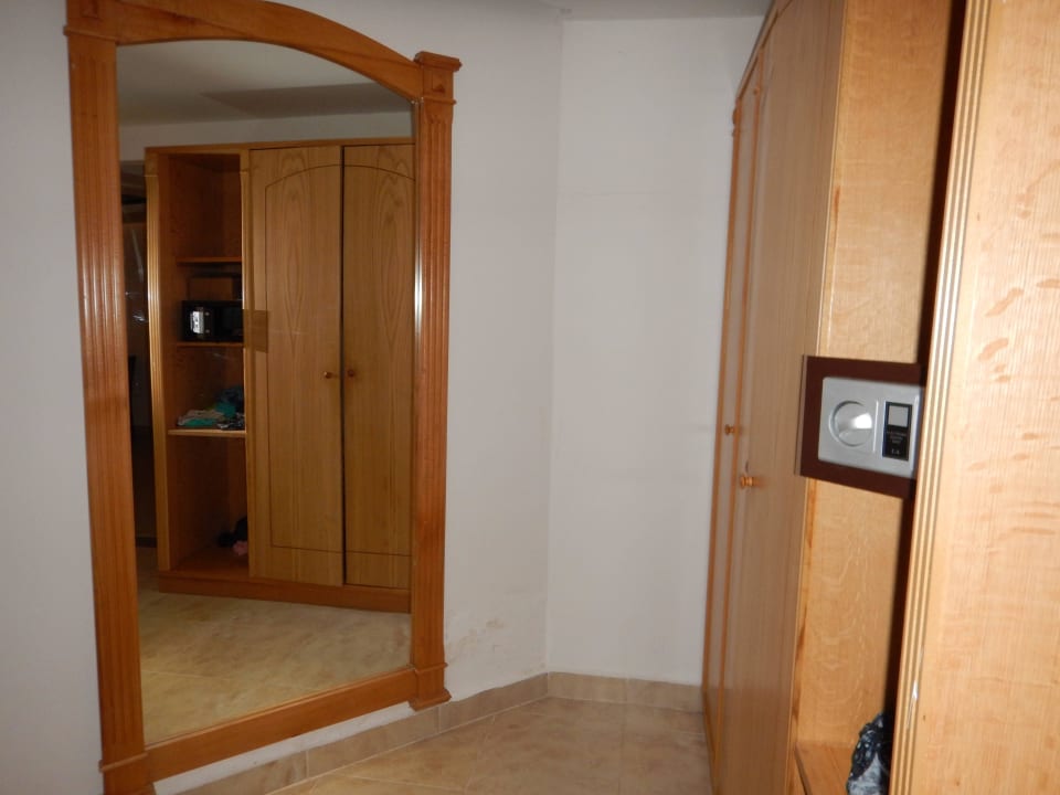 Ankleidezimmer Zimmer 318 Pickalbatros Alf Leila Wa Leila Resort - Neverland Hurghada