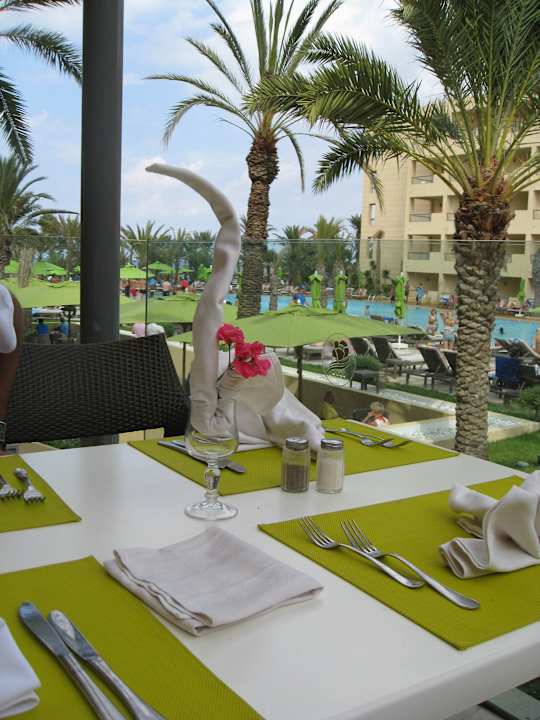 Liebevoll gedeckte Tische Hotel Rosa Beach