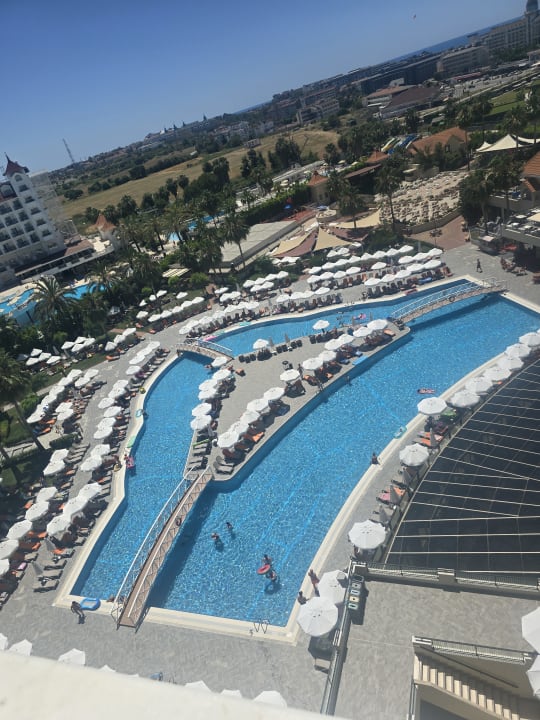 Pool Side Mare Resort & Spa