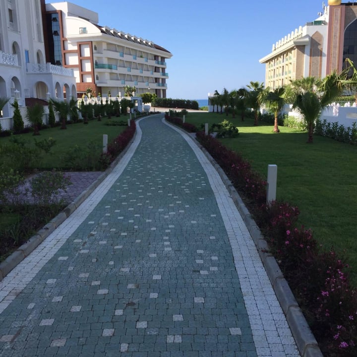 Sehr gepflegte Anlage (Weg zum Strand) Side Sunport Hotel & Spa