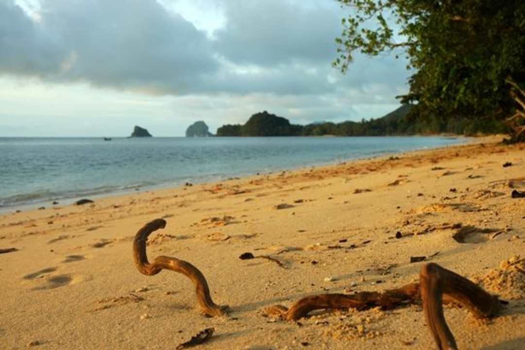 Strand Hotel Koyao Island Resort