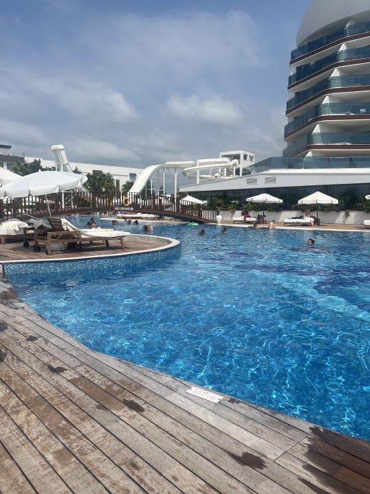 Pool Rubi Platinum Sign