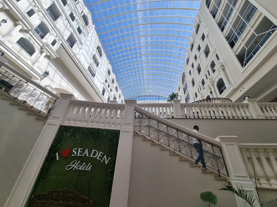 Lobby Seaden Sea World Resort & Spa