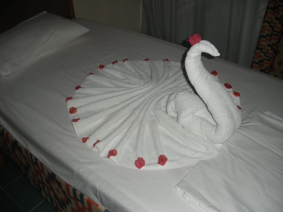 Handtuchdeko SUNRISE Holidays Resort (Adults Only)