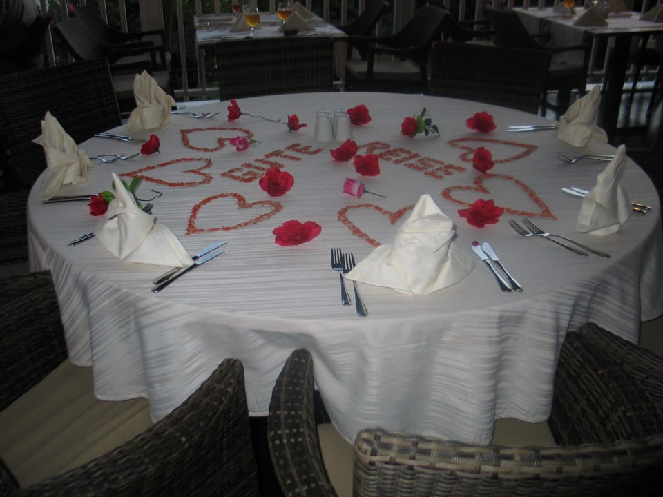 Abschiedstisch vom netten Ober Ahmet Savas gedeckt Club Grand Side