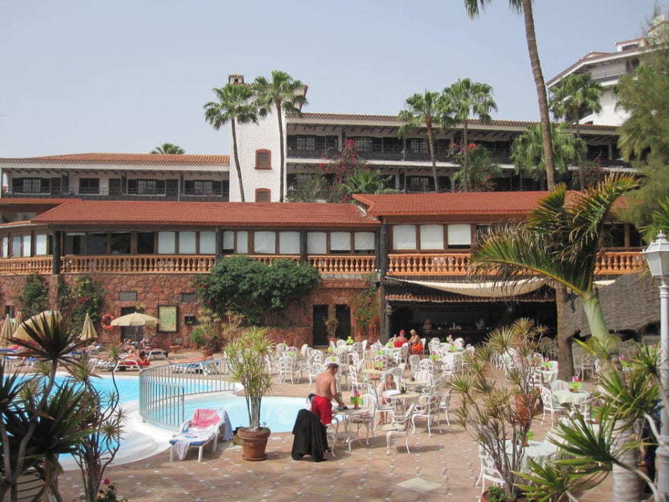 Blick auf das Restaurant Hotel Parque Tropical