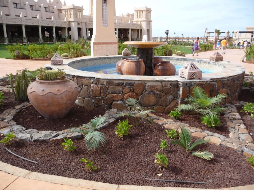 Weg zum Pool Hotel Riu Touareg