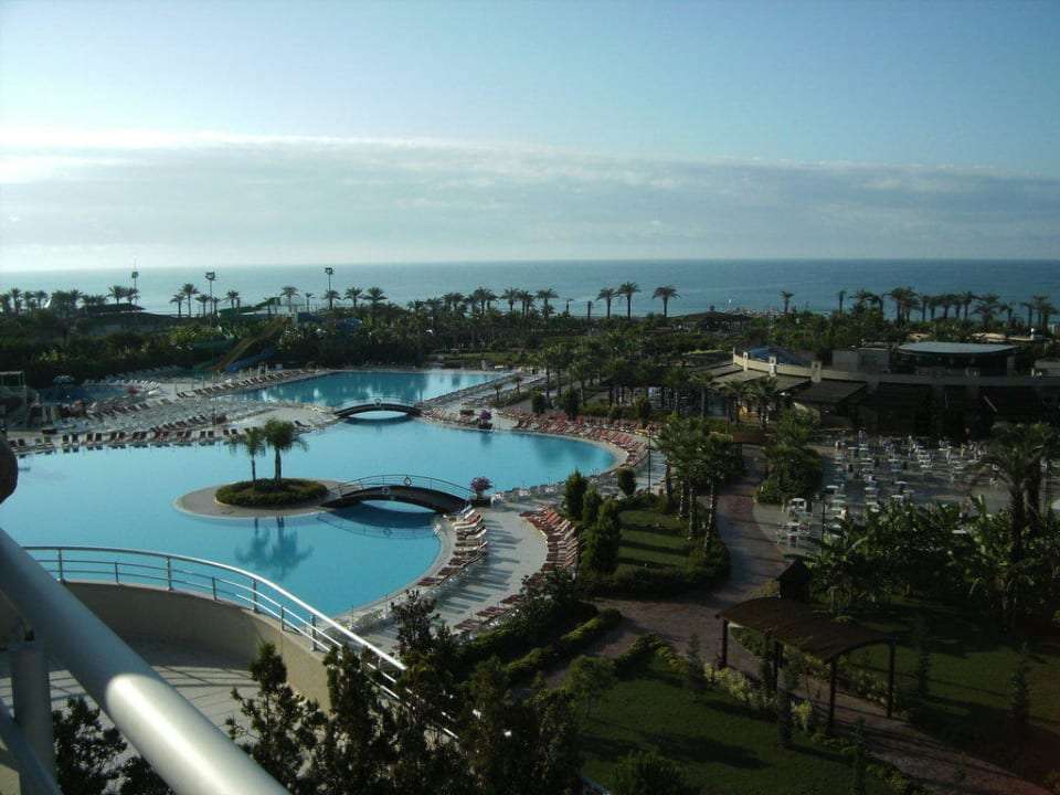 Wunderbarer Ausblick am Morgen Hotel Miracle Resort