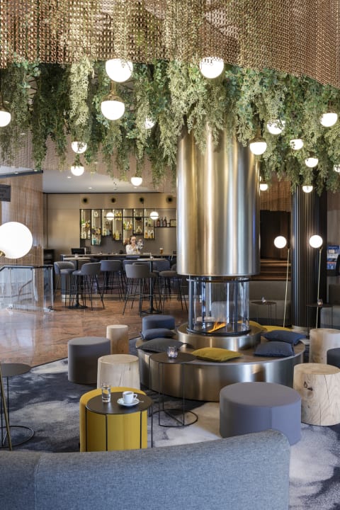 Gastro Hotel NH Geneva Airport