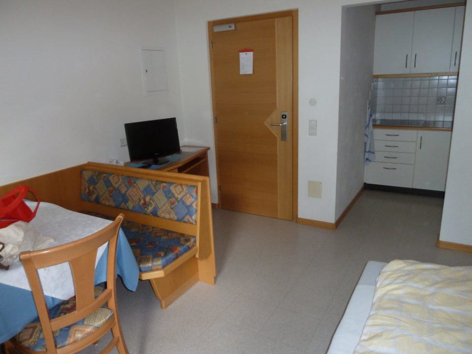 Wohn-/Esszimmer mit Schlafsofa Garni Hotel Hochgruber