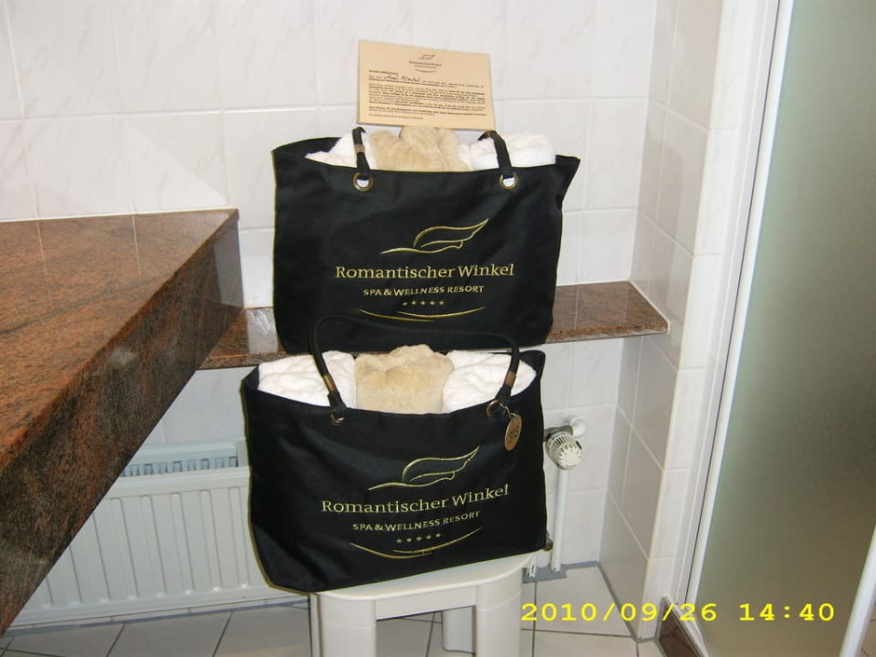 Alles fertig für Schwimmen und Sauna Romantischer Winkel RoLigio® & Wellness Resort