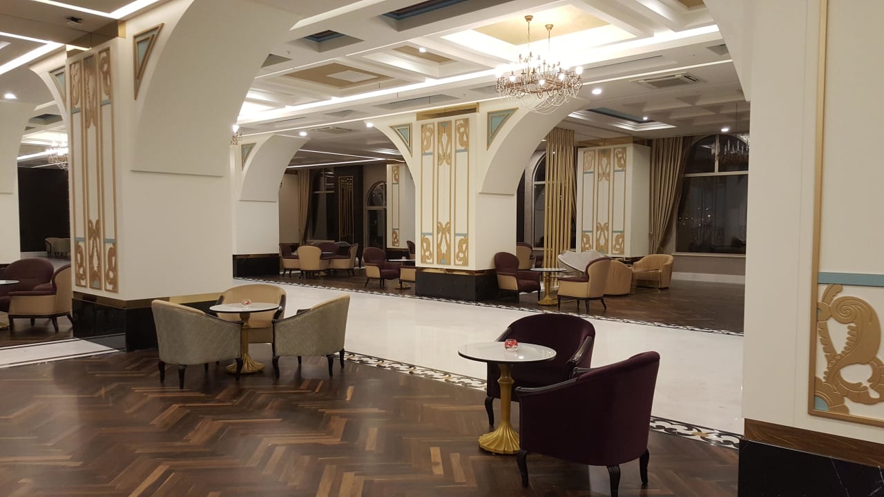 Lobby Haydarpasha Palace