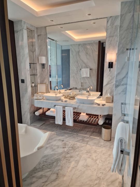 Zimmer Atlantis The Royal