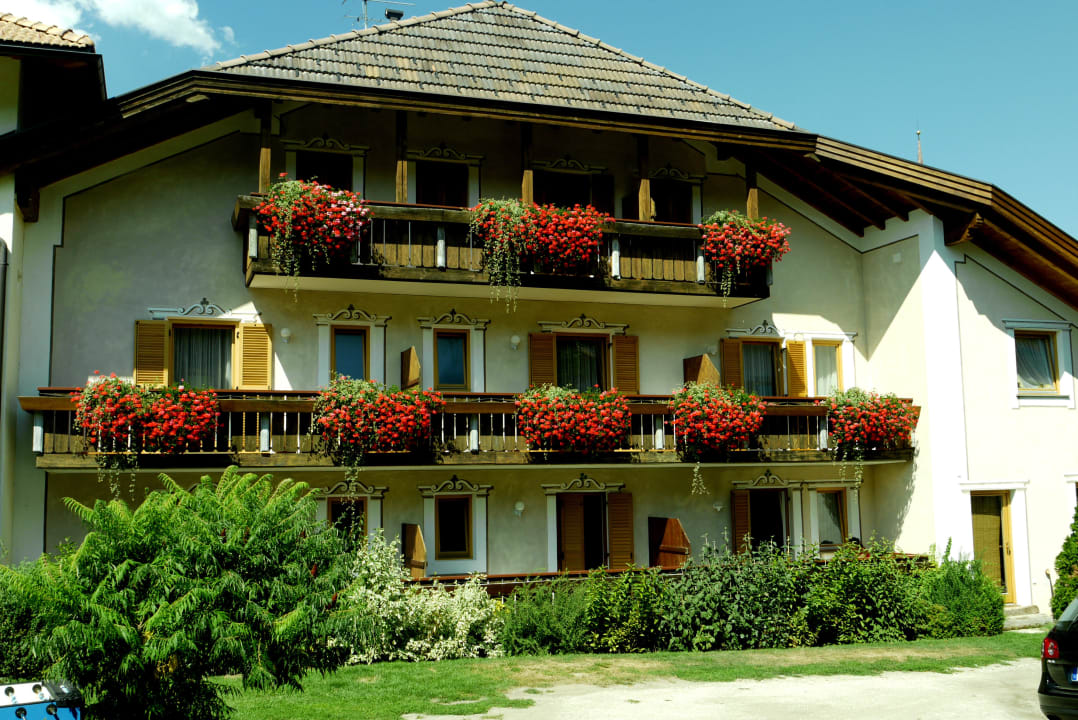 Zur Sonne vom Poolbereich Hotel zur Sonne