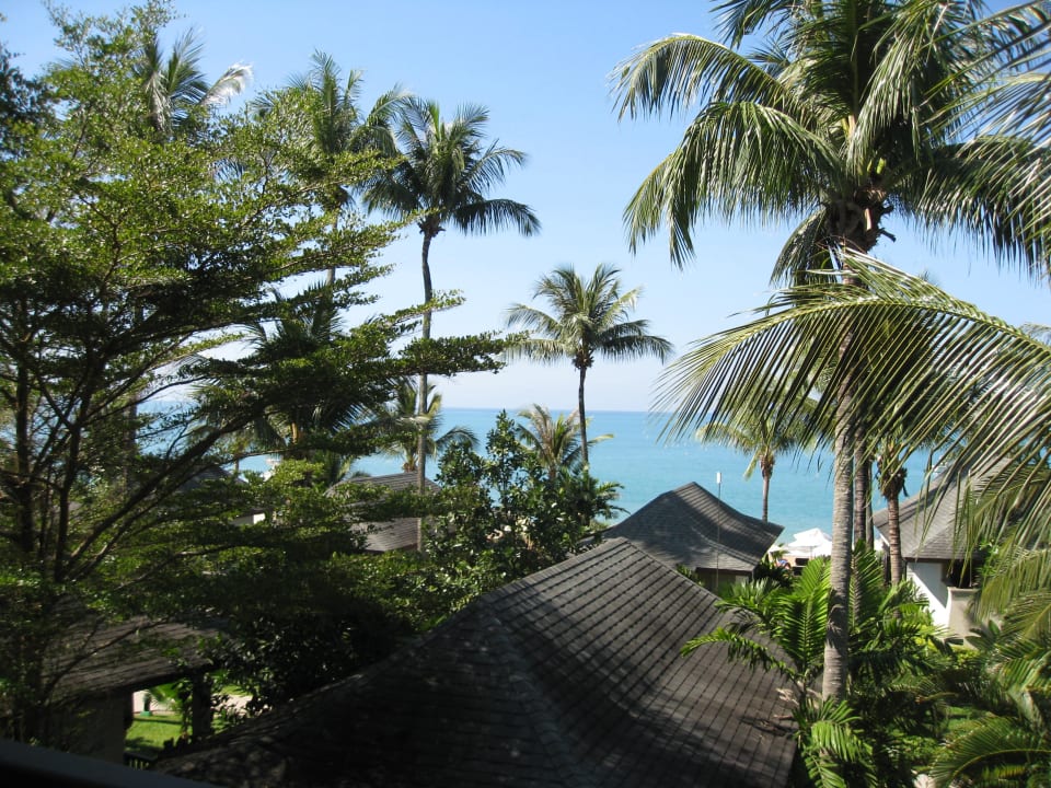 Ausblick vom Zimmer aufs Meer La Flora Khao Lak