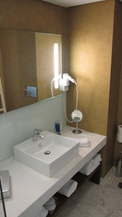 Waschtisch Diamond Deluxe Hotel & SPA