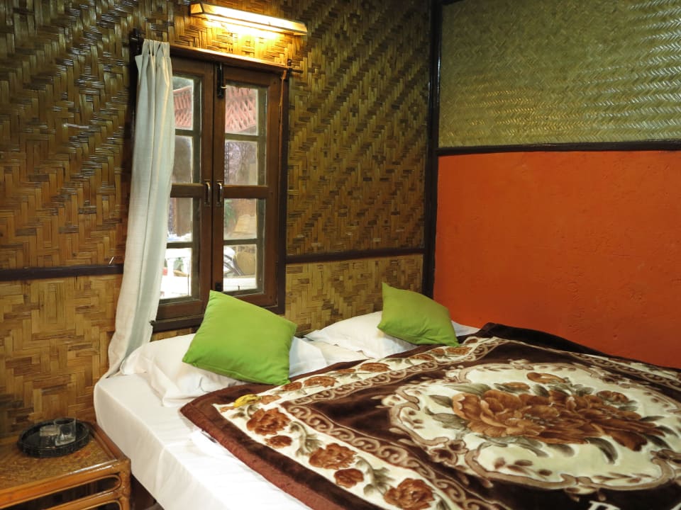 Standard Doppelzimmer Inle Inn