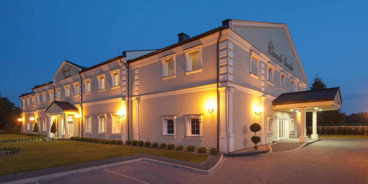 Dworek Eureka o zmroku Dworek Eureka