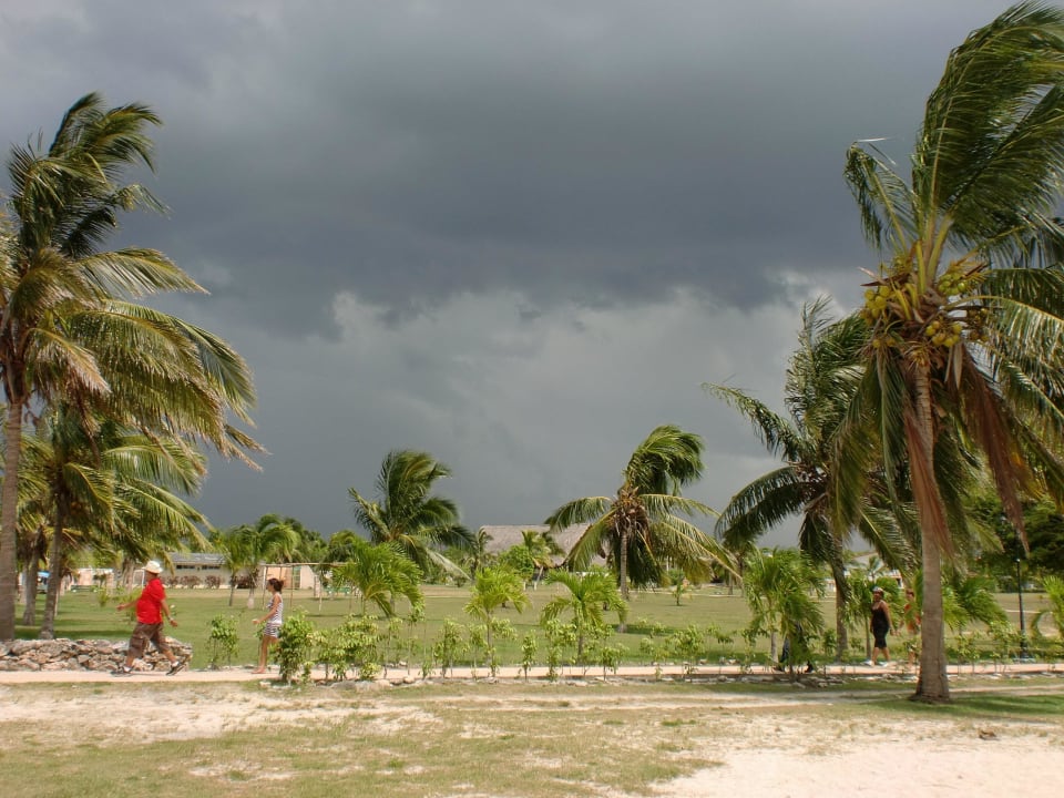 ..der Regen kommt... Hotel Playa Pesquero
