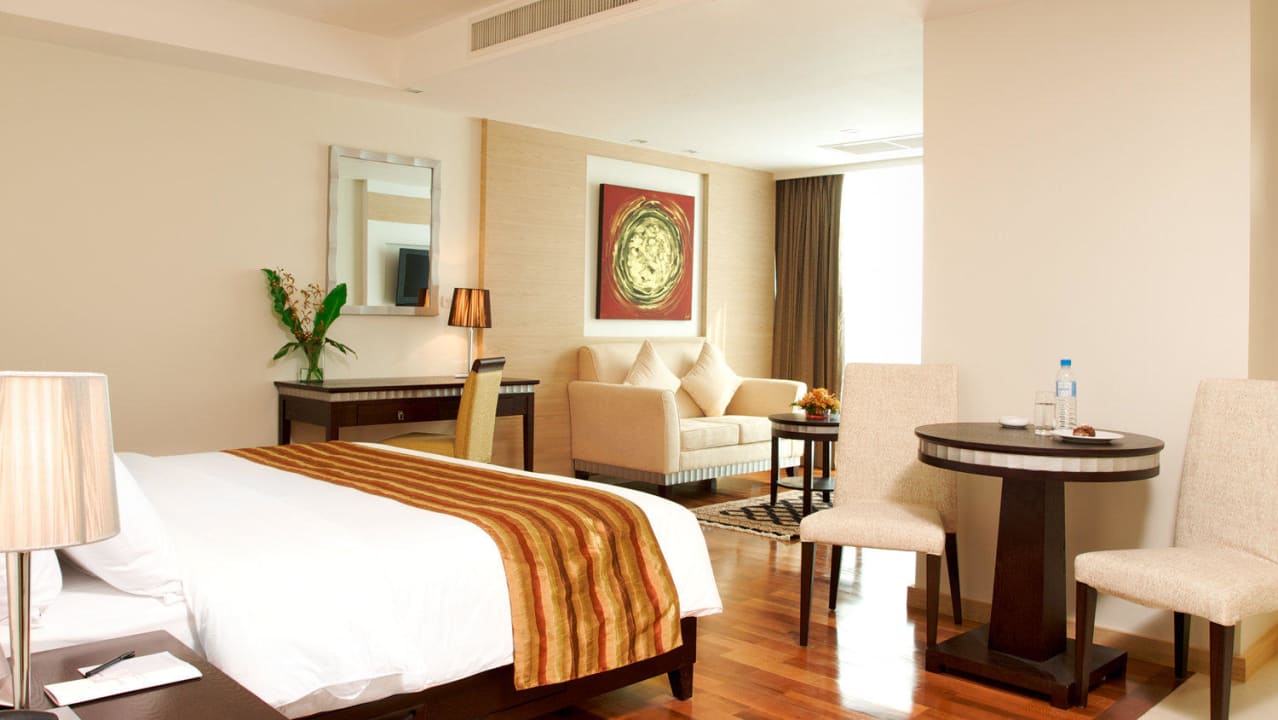 Deluxe Studio Room Adelphi Grande Hotel Bangkok