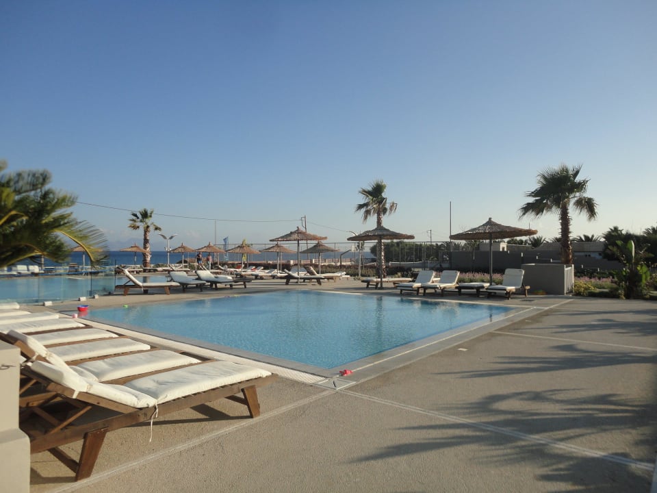 Gemeinschaftspool Akti Palace Resort & Spa