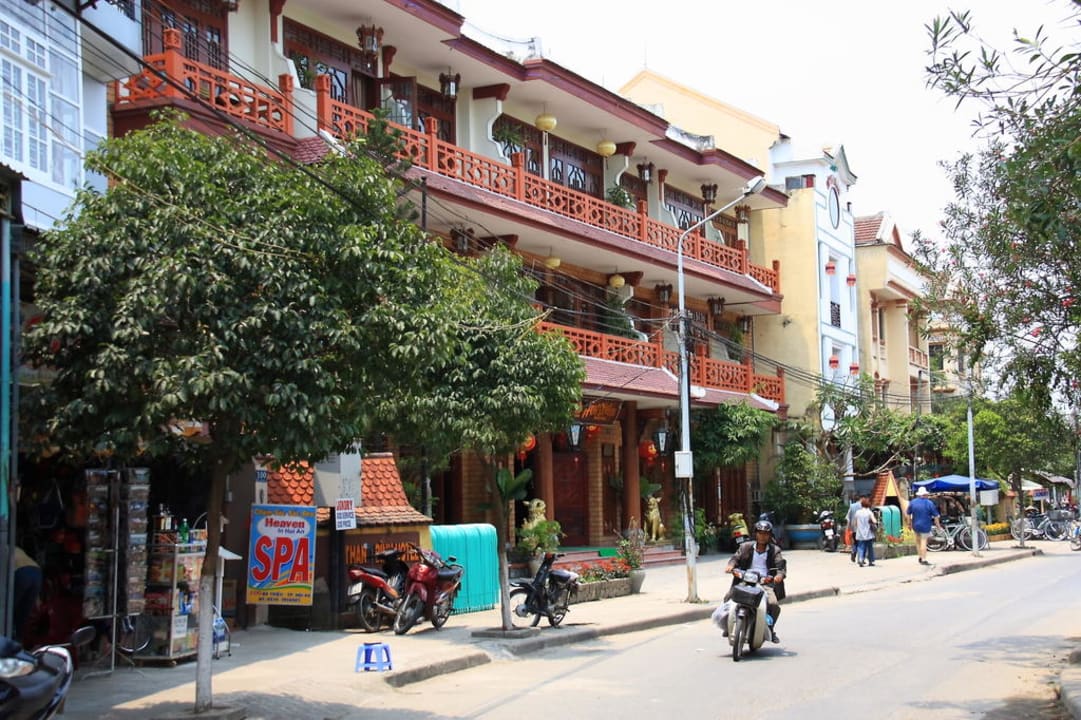 Außenansicht Straßenseite Hotel Serene Thanh Binh III