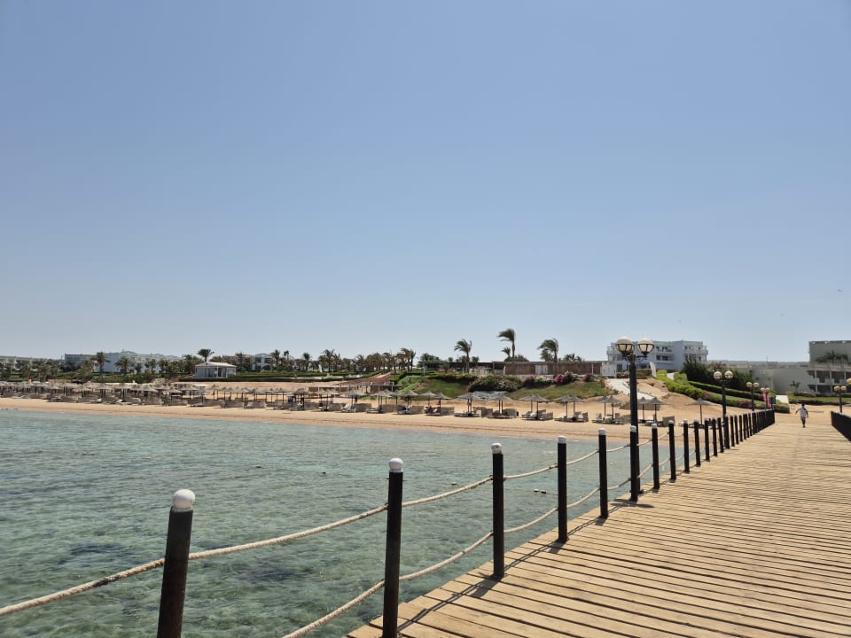 Strand Sirena Beach Resort & Spa