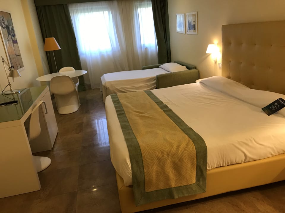 Zimmer Mercure Villa Romanazzi Carducci Bari