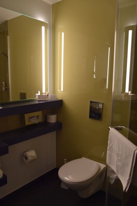 Zimmer IntercityHotel Hamburg-Altona