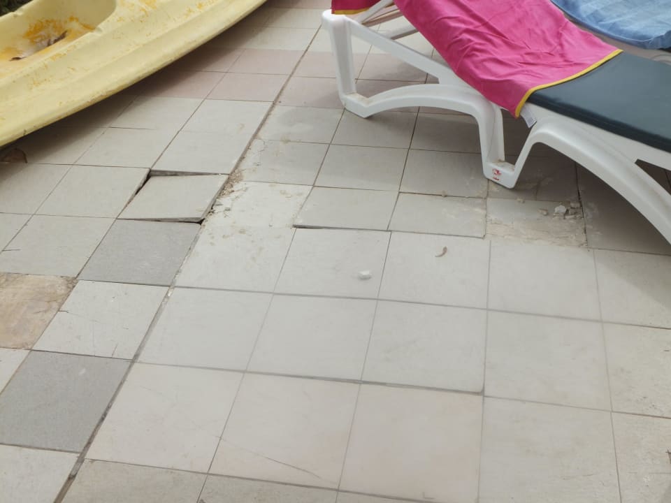 Verletzungsgefahr Hotel El Mouradi Djerba Menzel