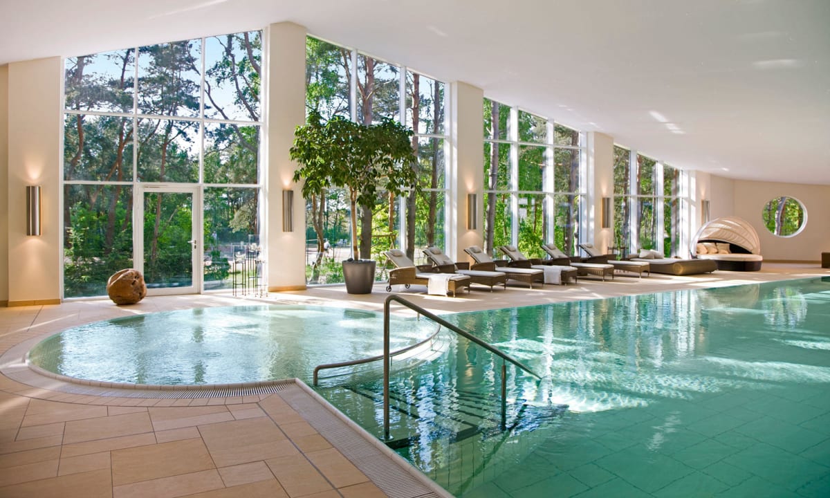 Hotelpool Strandhotel Fischland