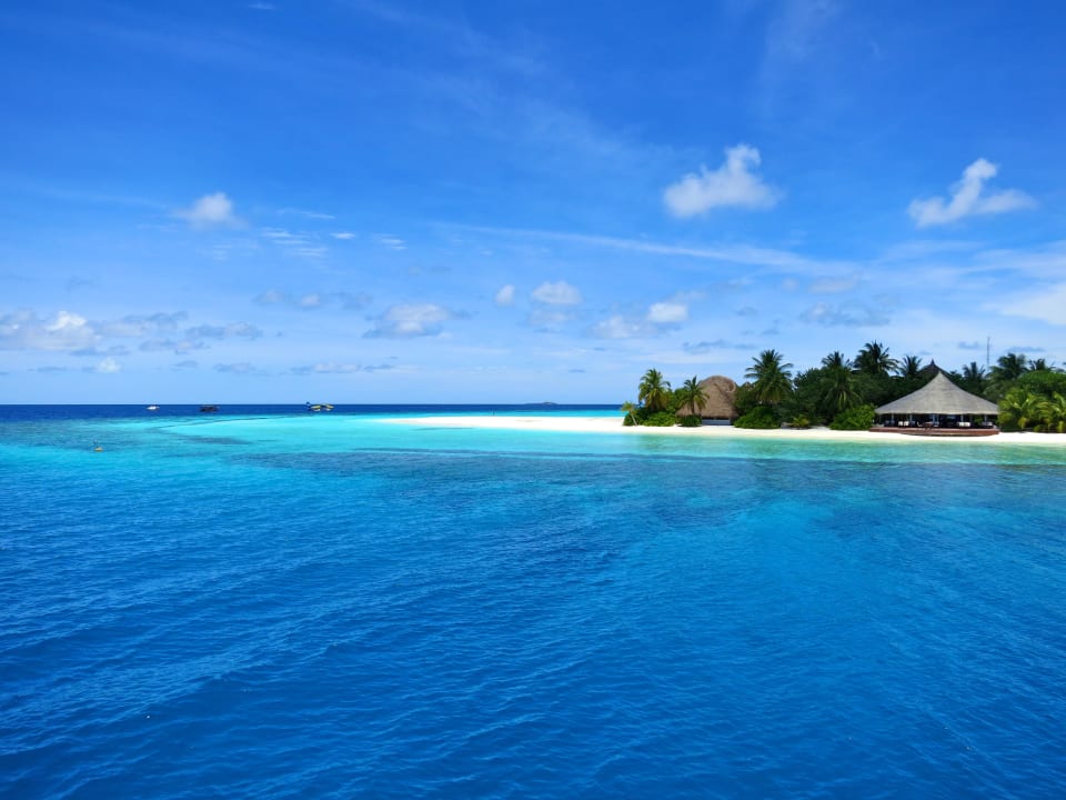 Vom Boot Angaga Island Resort