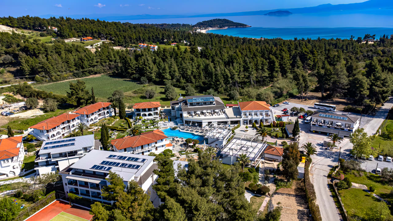 Außenansicht Hotel Chrousso Village