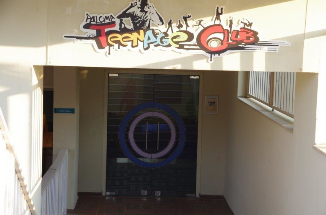Teenagerclub Paloma Oceana