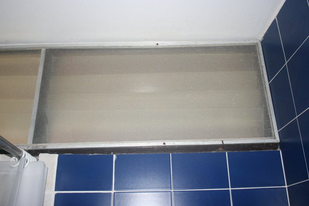 Fenster im Bad Hotel Coral Island Resort