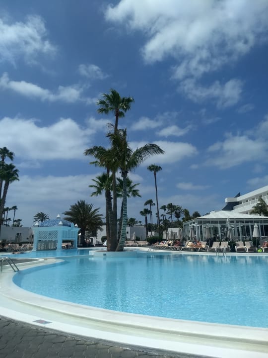 Pool Hotel Riu Paraiso Lanzarote