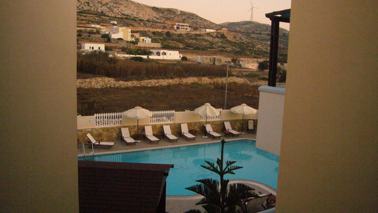 Aussicht vom Zimmereingang aus Arkasa Bay Hotel