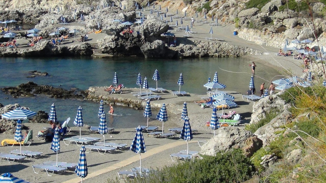 Kostenpflichtige Schirme Hotel Kalithea Horizon Royal