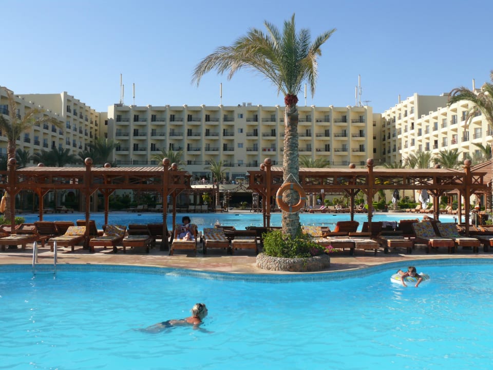 Jeden z basenów Riviera Aqua Park Resort