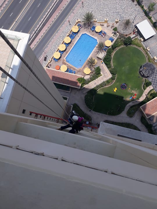 Ausblick Ramada Hotel and Suites by Wyndham Dubai JBR