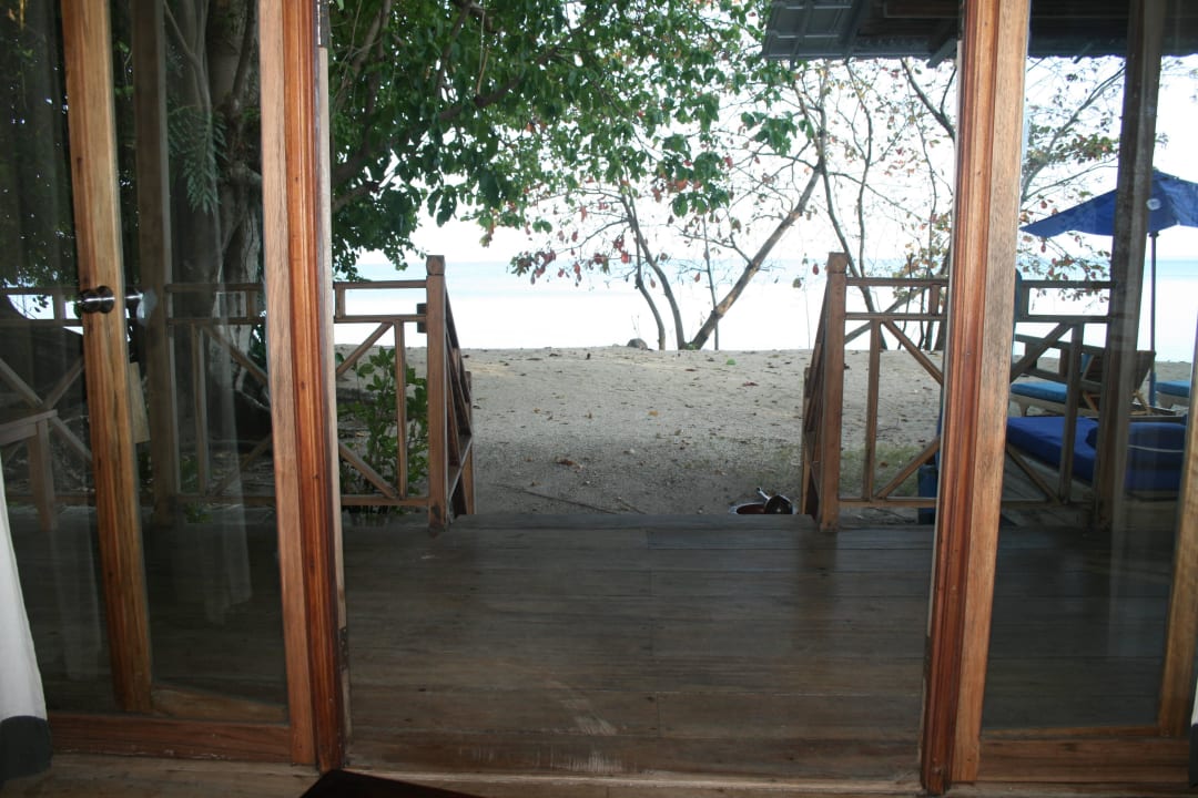 Blick vom Bett nach draußen Hotel Siladen Resort & Spa