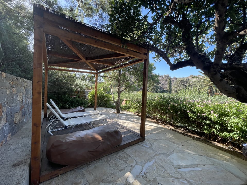 Gartenanlage Paralos Irini Mare