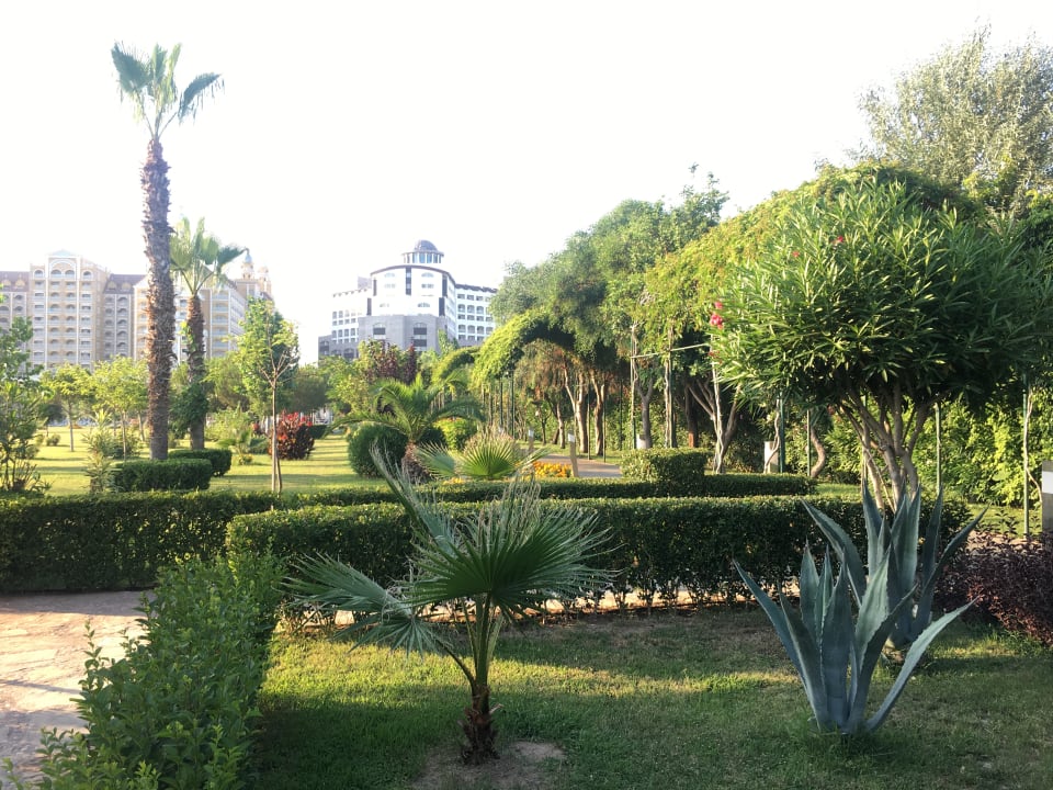 Garten Melas Lara Hotel