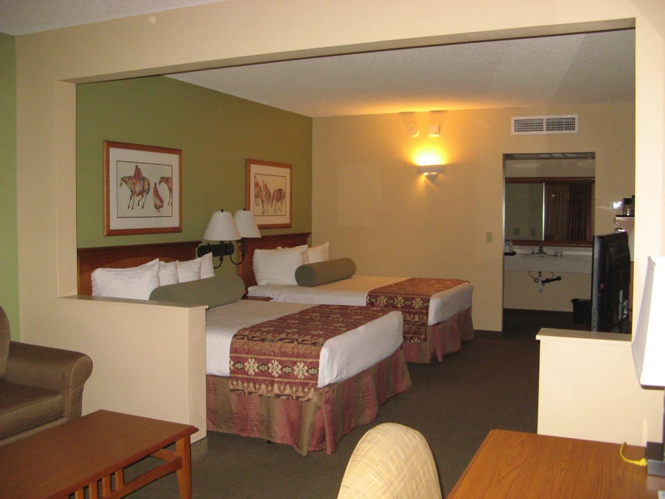 Zimmer Best Western Plus Hotel Kings Inn & Suites