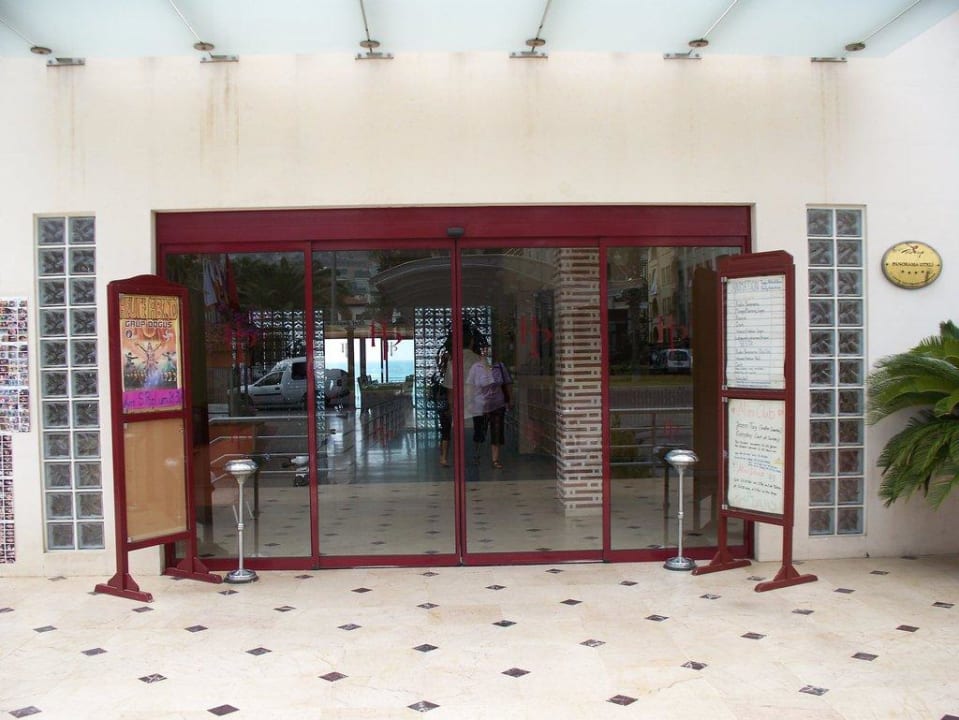 Eingang zur Hotelhalle Hotel Panorama