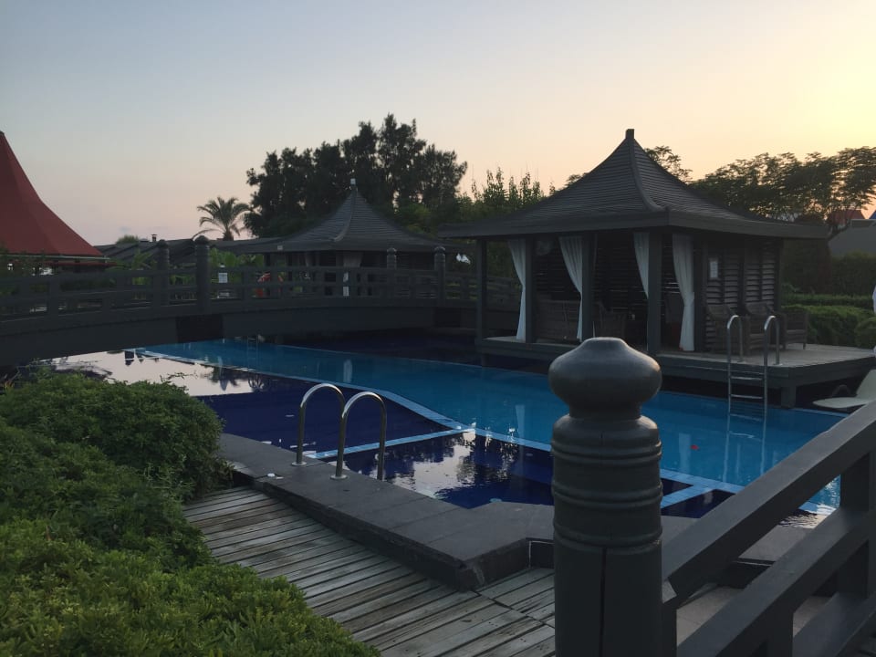 Pool Limak Lara Deluxe Hotel & Resort