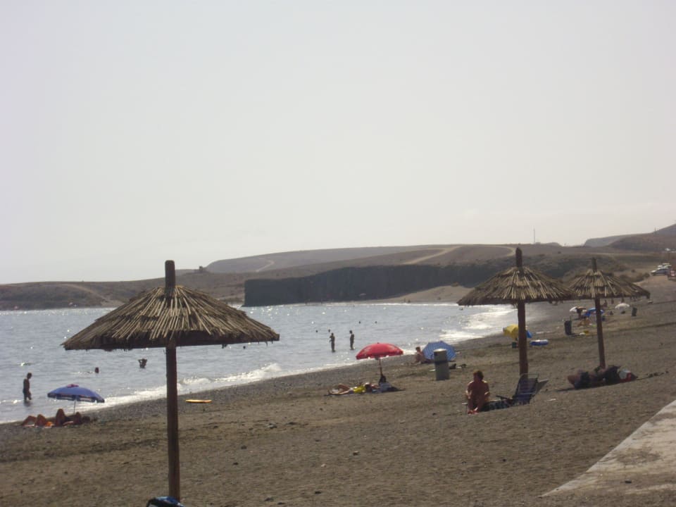 So viele Sonnenschirme R2 Bahía Playa Design Hotel & Spa - Adults Only