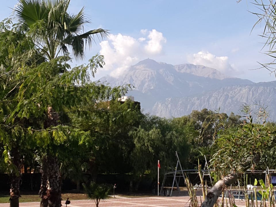 Der tägliche Blick auf den Tahtali Limak Limra Hotel & Resort